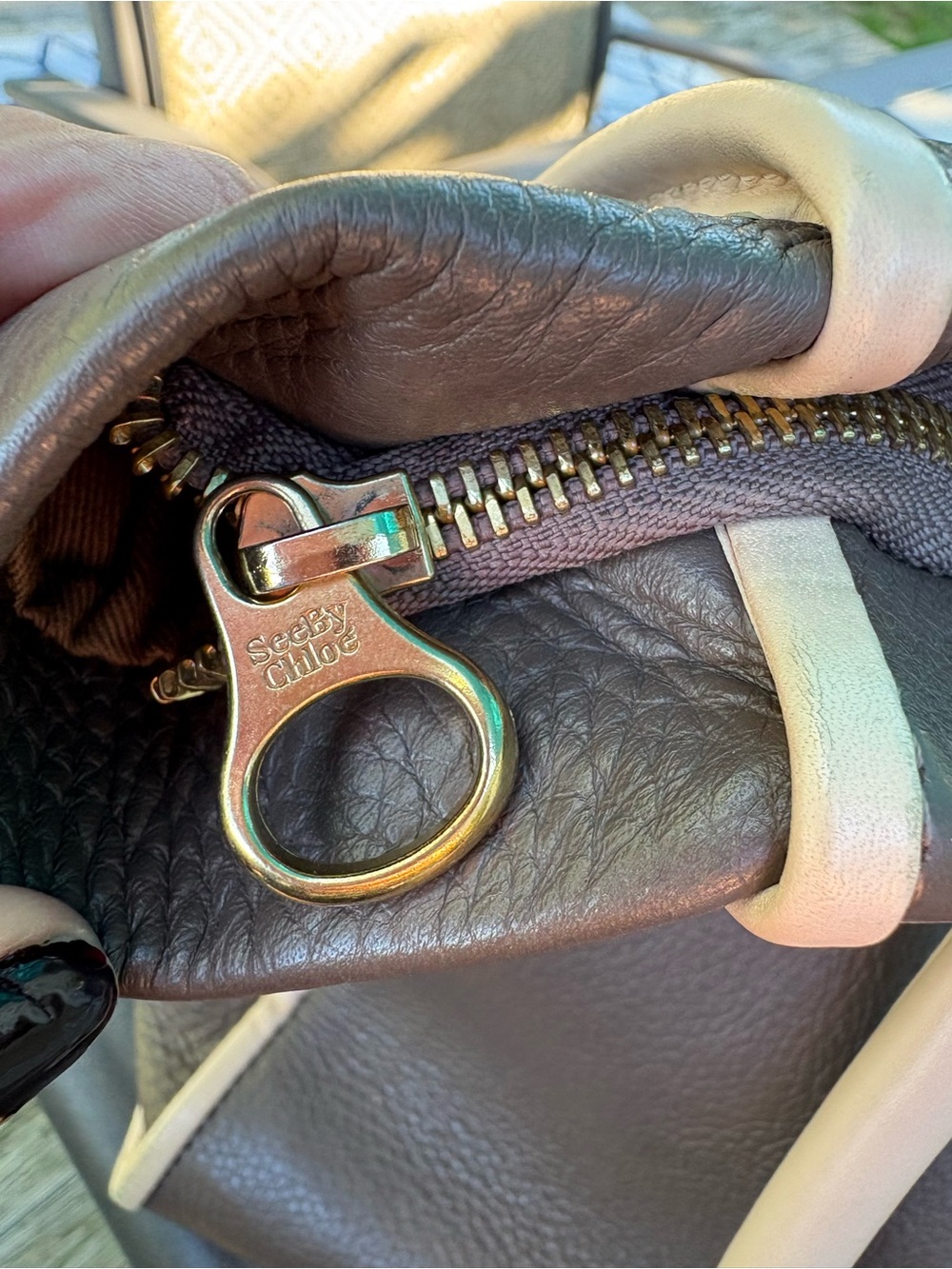 See By Chloe Brown Leather Tote with Cream Trim - Picture 5 of 13